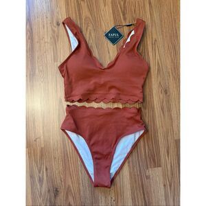 NWT Zaful Women’s Ribbed Scalloped Trim High Waisted Bikini Set Rust Size Small